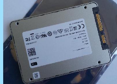 SSD FestplatteMedion Akoya MD97160, E1210 MD97383